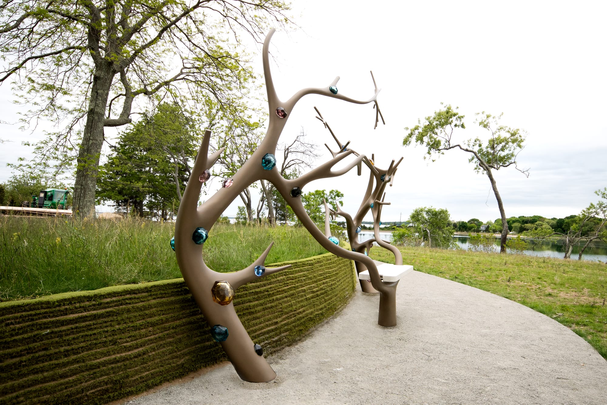 Hugging Tree bench